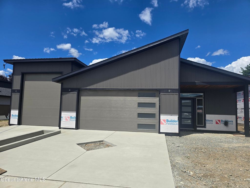 13944 N Rainier Loop, Rathdrum, ID 83858