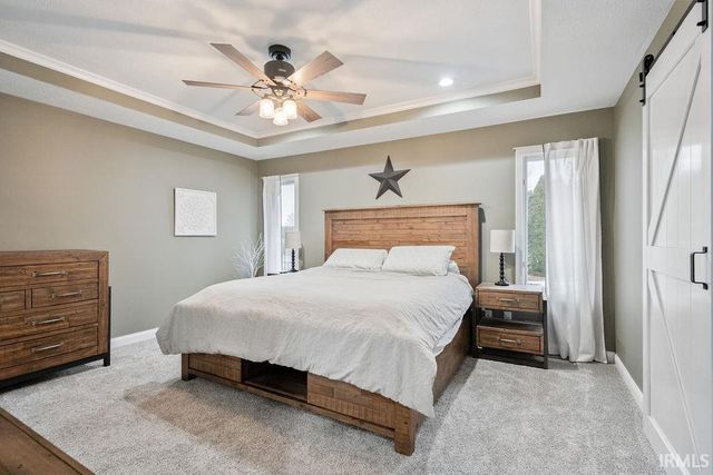 945 MEADOW RUN Court, Russiaville, IN 46979