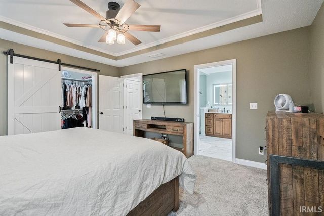 945 MEADOW RUN Court, Russiaville, IN 46979