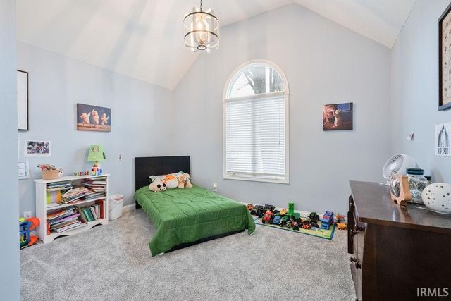 945 MEADOW RUN Court, Russiaville, IN 46979