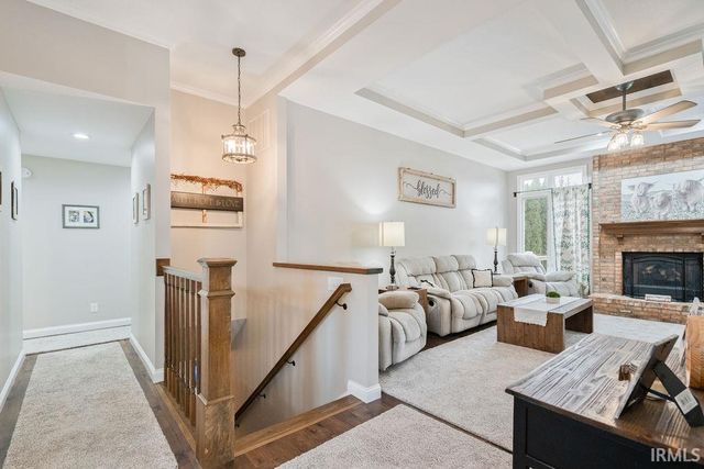 945 MEADOW RUN Court, Russiaville, IN 46979