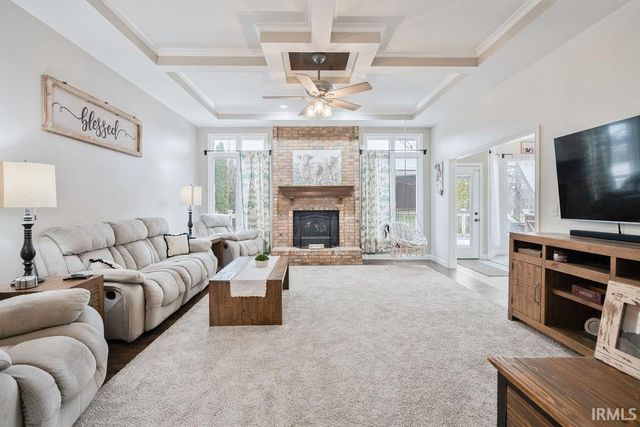 945 MEADOW RUN Court, Russiaville, IN 46979