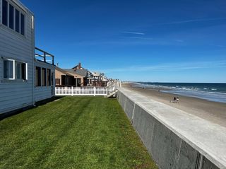254 Foster Ave 254, Marshfield, MA 02050