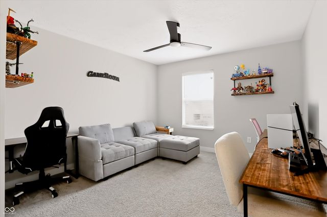 2447 S Copperstone Drive, New Palestine, IN 46163