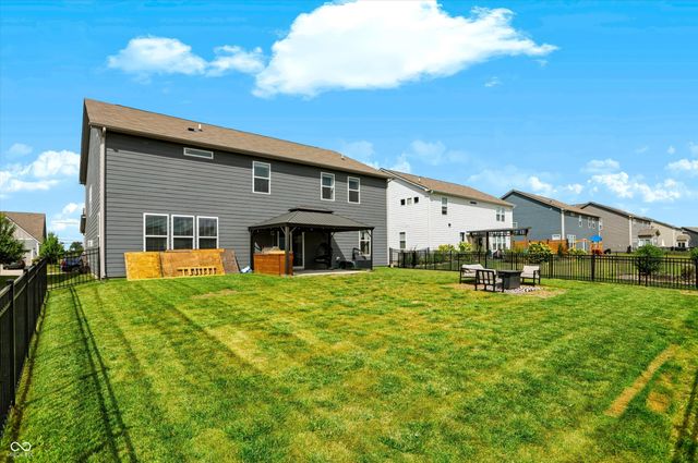2447 S Copperstone Drive, New Palestine, IN 46163