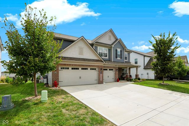 2447 S Copperstone Drive, New Palestine, IN 46163