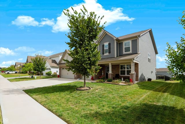 2447 S Copperstone Drive, New Palestine, IN 46163