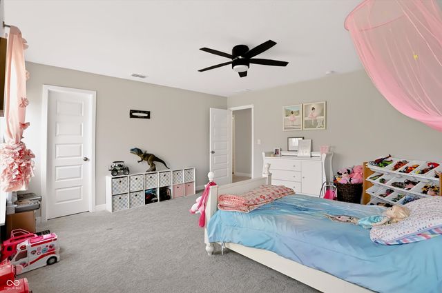 2447 S Copperstone Drive, New Palestine, IN 46163