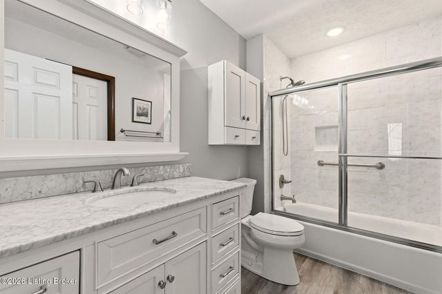 1703 Timber Trace, Louisville, KY 40214