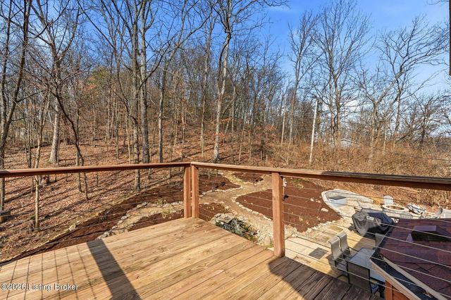 1703 Timber Trace, Louisville, KY 40214