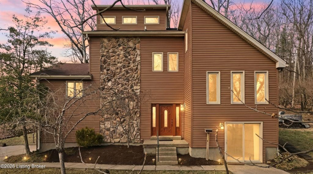 1703 Timber Trace, Louisville, KY 40214