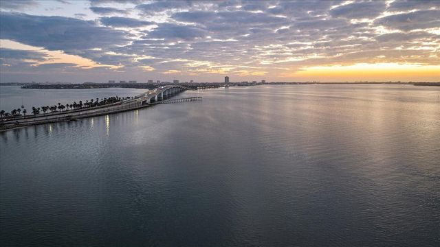 888 BLVD OF THE ARTS 1008, Sarasota, FL 34236