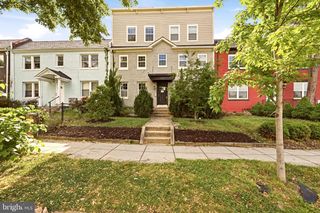 218 20TH ST NE #3, Washington, DC 20002