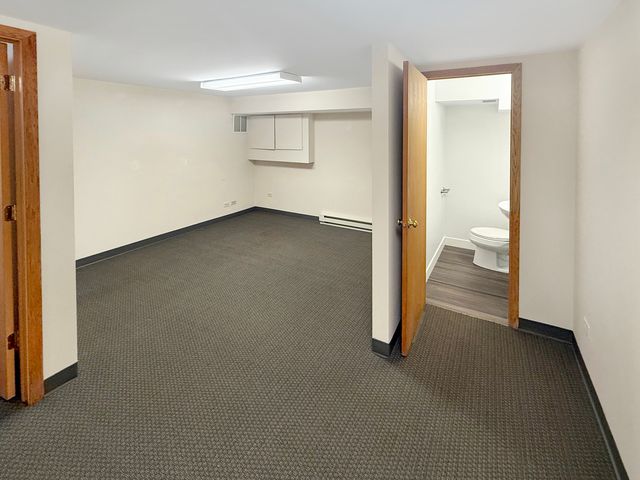 321 James Street 101, Geneva, IL 60134