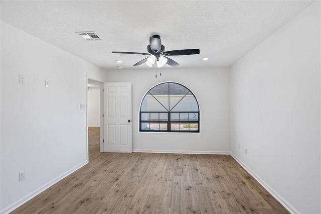 1410 Erika Drive, Iowa, LA 70647