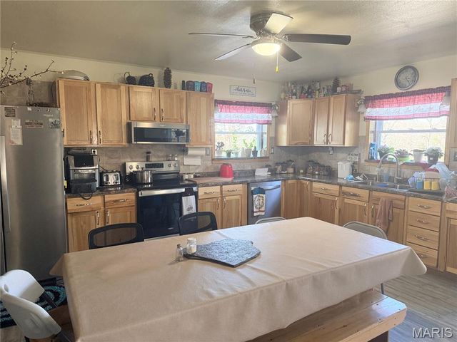 4166 County Road 6150, Salem, MO 65560