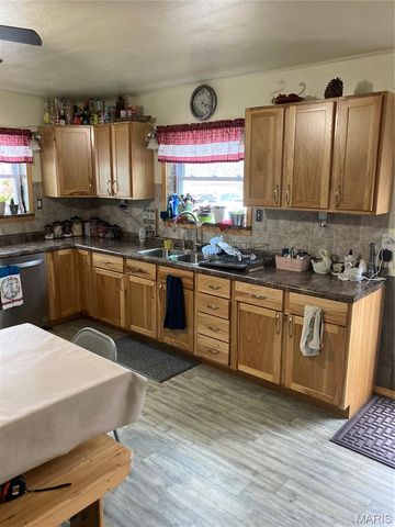 4166 County Road 6150, Salem, MO 65560