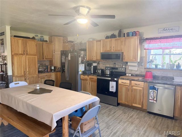 4166 County Road 6150, Salem, MO 65560