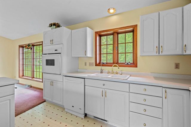 N4721 9TH DRIVE, Hancock, WI 54943