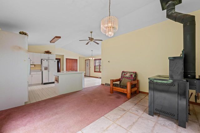 N4721 9TH DRIVE, Hancock, WI 54943