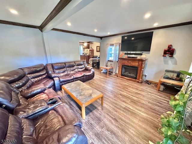 7 Avenue B, Helmetta Boro, NJ 08828