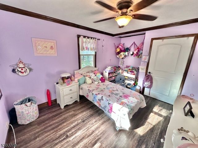 7 Avenue B, Helmetta Boro, NJ 08828