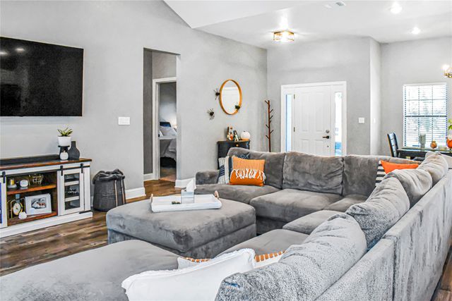 107 Private Road 6305, Mineola, TX 75773