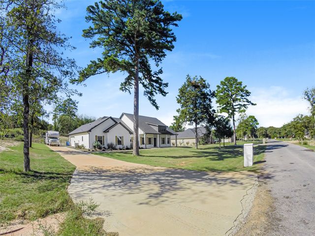 107 Private Road 6305, Mineola, TX 75773
