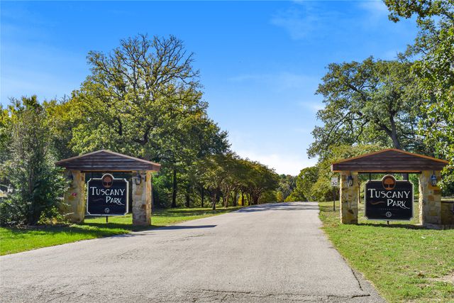 107 Private Road 6305, Mineola, TX 75773
