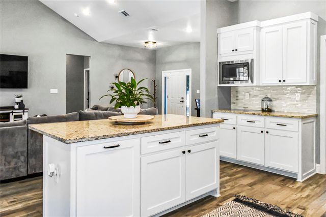 107 Private Road 6305, Mineola, TX 75773