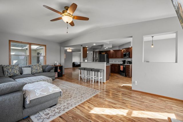 1360 214th Avenue, New Richmond, WI 54017