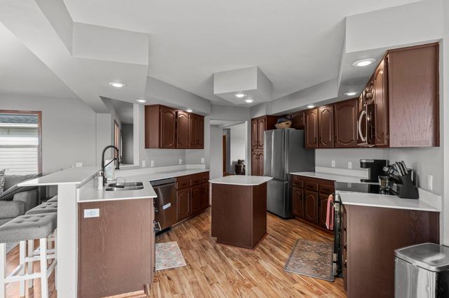 1360 214th Avenue, New Richmond, WI 54017