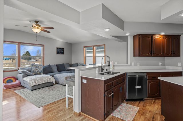 1360 214th Avenue, New Richmond, WI 54017