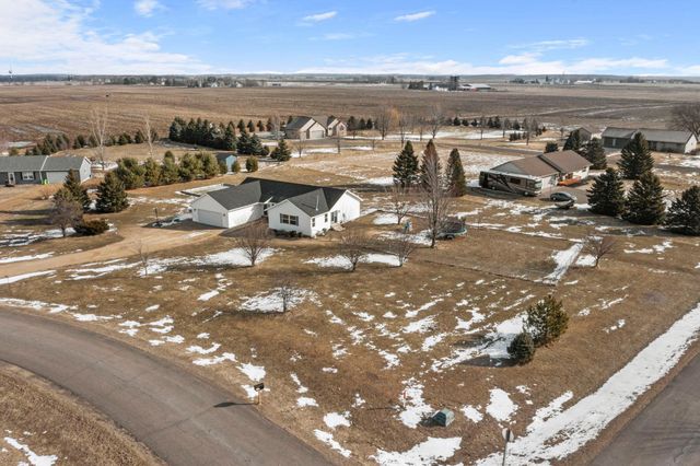 1360 214th Avenue, New Richmond, WI 54017