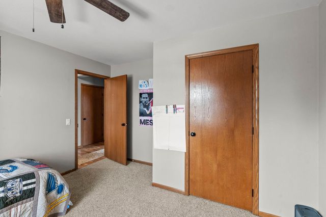 1360 214th Avenue, New Richmond, WI 54017