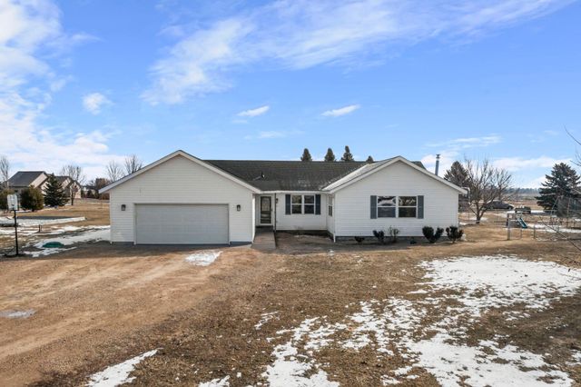 1360 214th Avenue, New Richmond, WI 54017