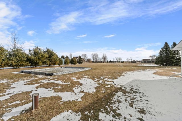 1360 214th Avenue, New Richmond, WI 54017