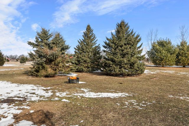 1360 214th Avenue, New Richmond, WI 54017
