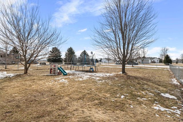 1360 214th Avenue, New Richmond, WI 54017