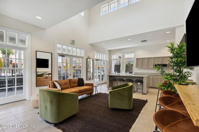 343 E CHURCH Street, Jacksonville, FL 32202