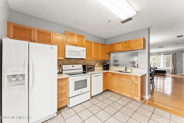 343 E CHURCH Street, Jacksonville, FL 32202