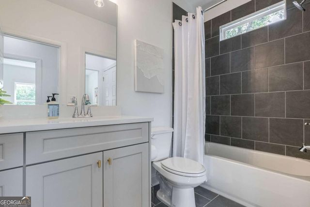 1025 Stonewood Field Road, Watkinsville, GA 30677