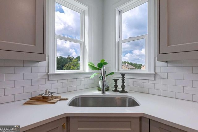 1025 Stonewood Field Road, Watkinsville, GA 30677