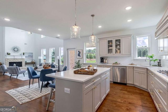 1025 Stonewood Field Road, Watkinsville, GA 30677