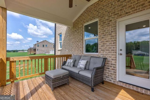 1025 Stonewood Field Road, Watkinsville, GA 30677