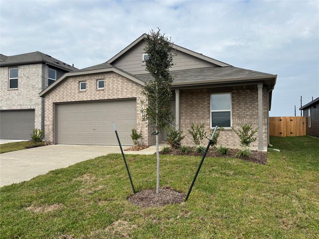 607 Amberwood Creek Drive, Crosby, TX 77532