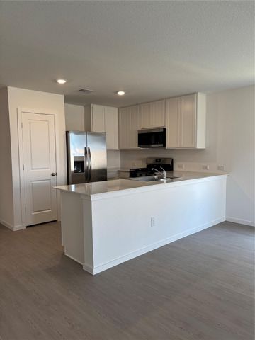 607 Amberwood Creek Drive, Crosby, TX 77532