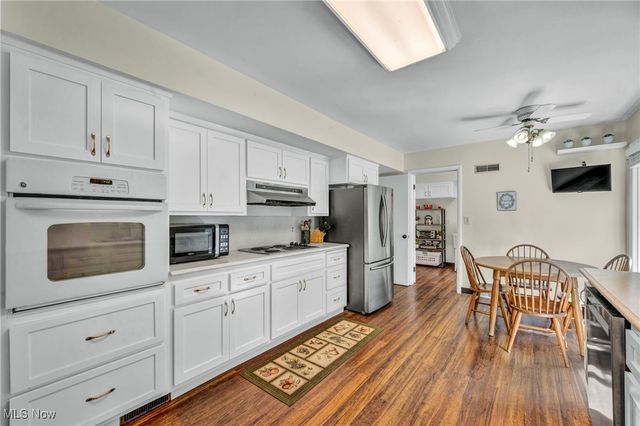 1720 Westhill Boulevard, Westlake, OH 44145