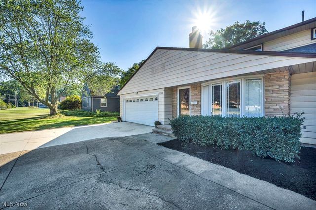 1720 Westhill Boulevard, Westlake, OH 44145