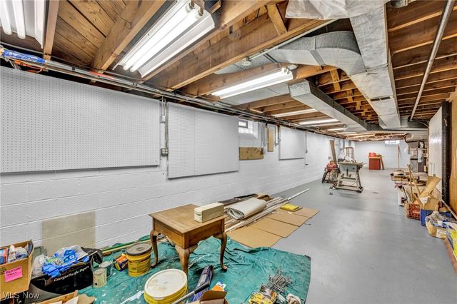 1720 Westhill Boulevard, Westlake, OH 44145